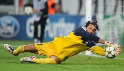 开云平台-史诗级对决：联盟历史上的经典之战回顾，联盟历史得分排行榜