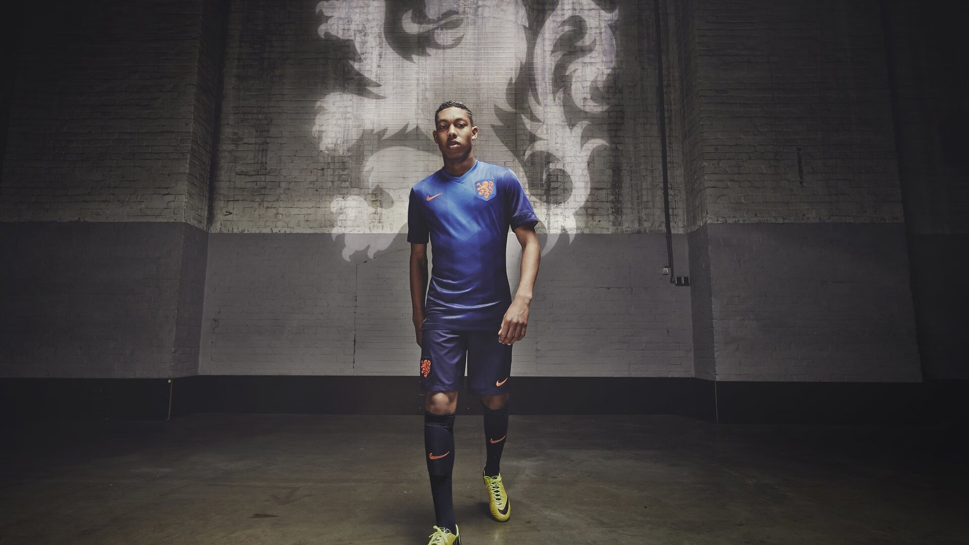 _场馆创新：搭建绿色环保、科技感十足的新比赛场地_，竞赛场馆运行